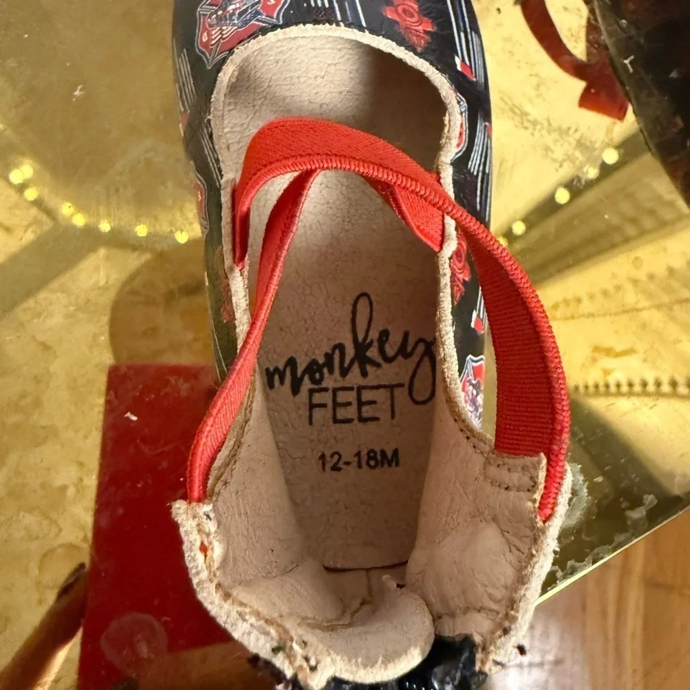 Monkey Feet Red and Black Slippers Comfortable Slip-On Shoes